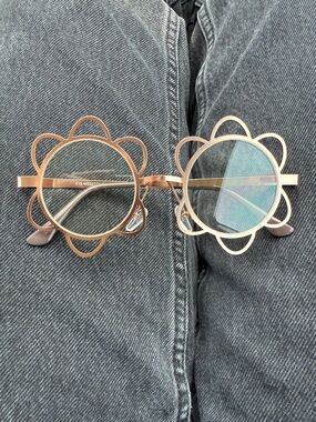 Flower Sunglasses in Rose Gold
